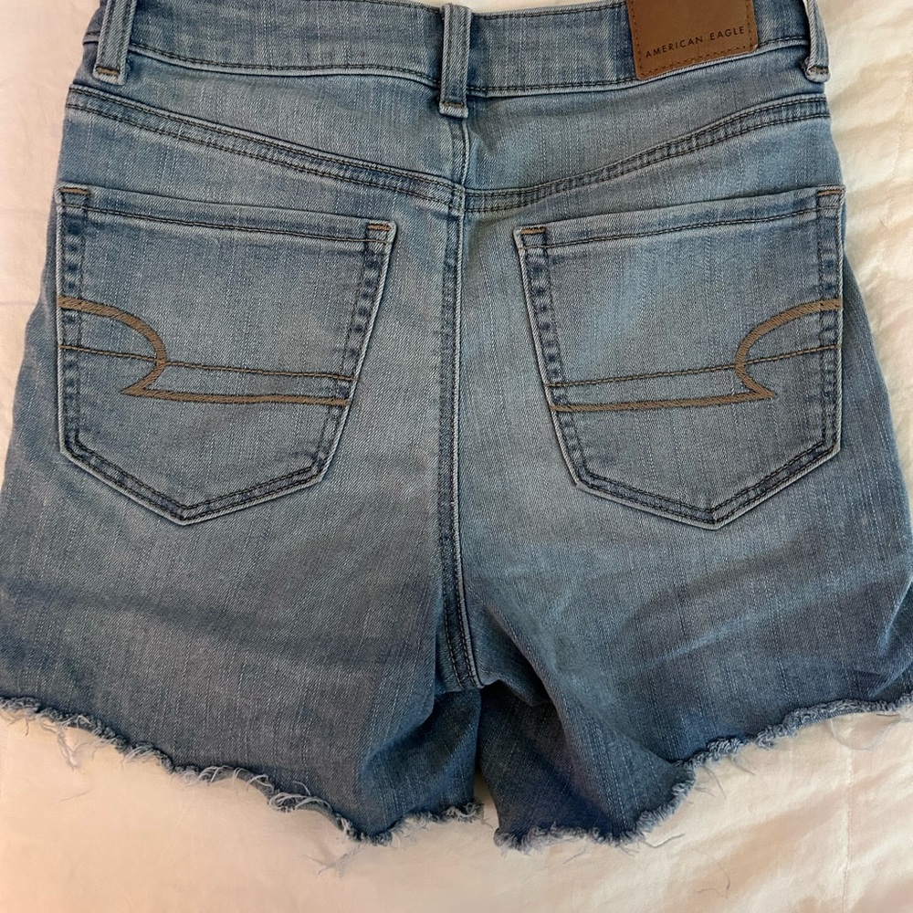 American Eagle Outfitters Light Blue Jean Stretch Shorts Size 2 - Picture 9 of 10